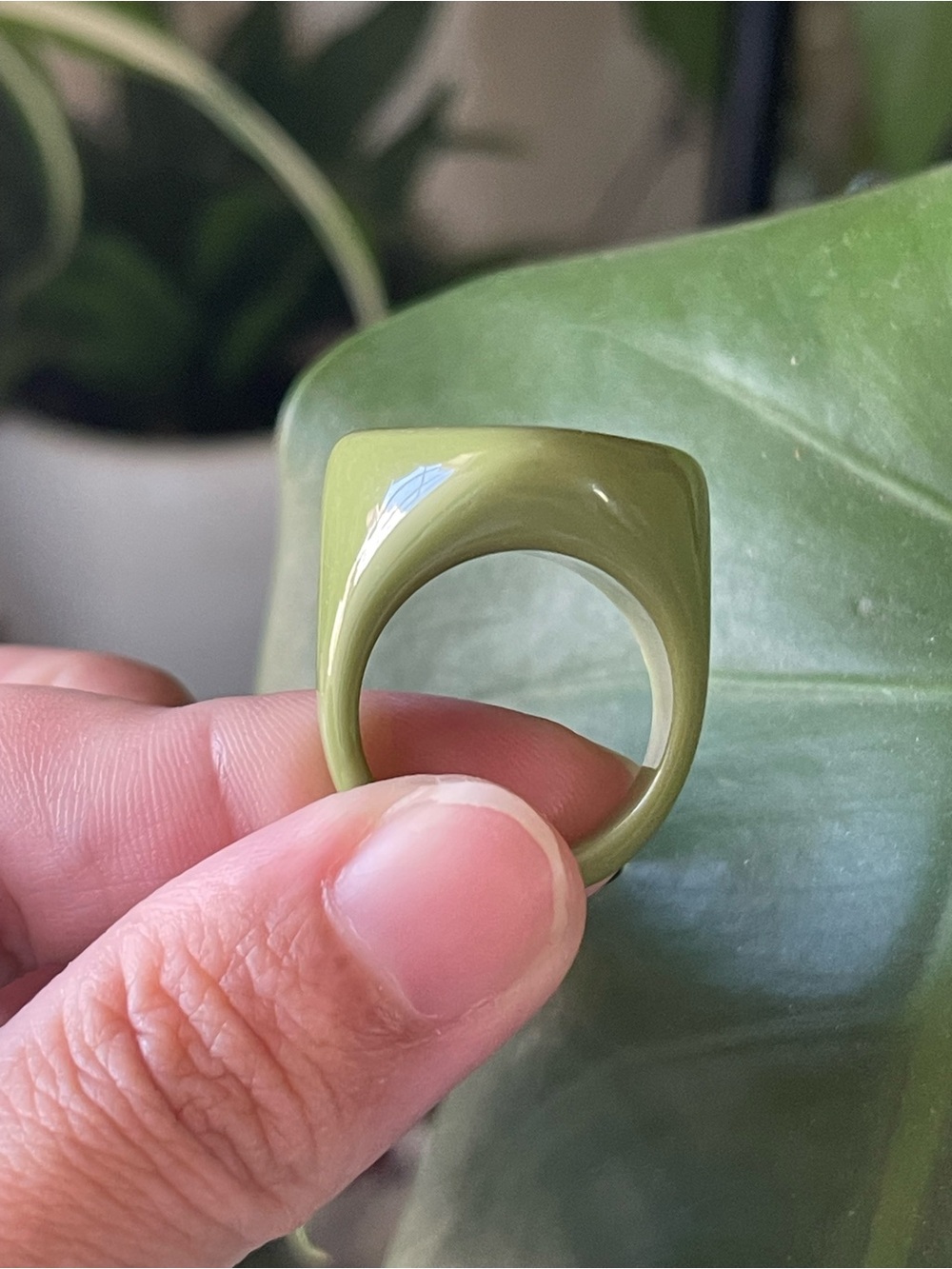 Olive Green Heart Accent Ring - Picture 2 of 2